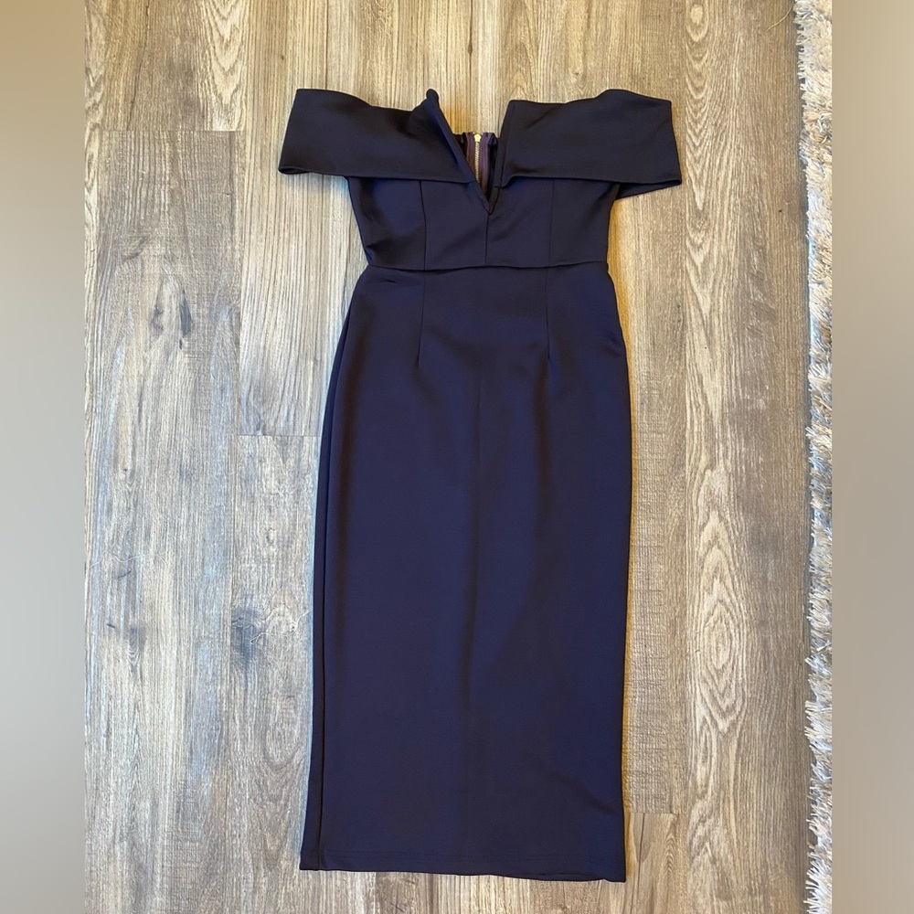 Off-Shoulder Purple Sheath Dress